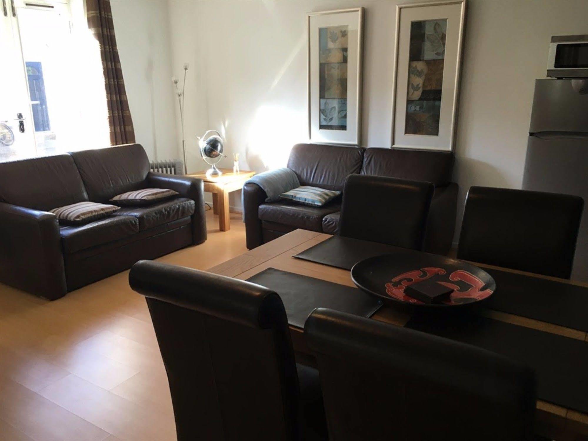 Apartamento Chamberlin Court Cambridge Exterior foto